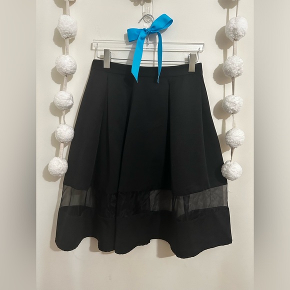 DONATED! Express High Waisted Inset Pleated Skirt - Picture 4 of 11